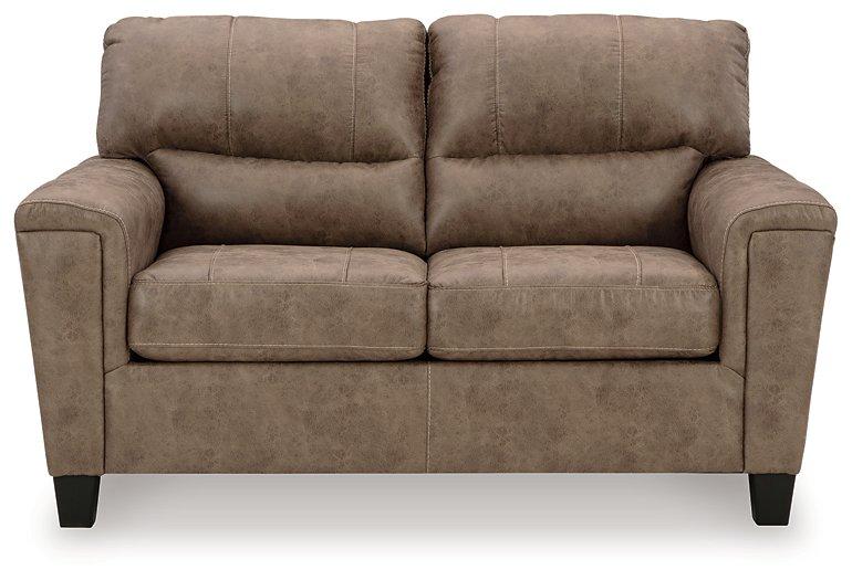 Navi Loveseat