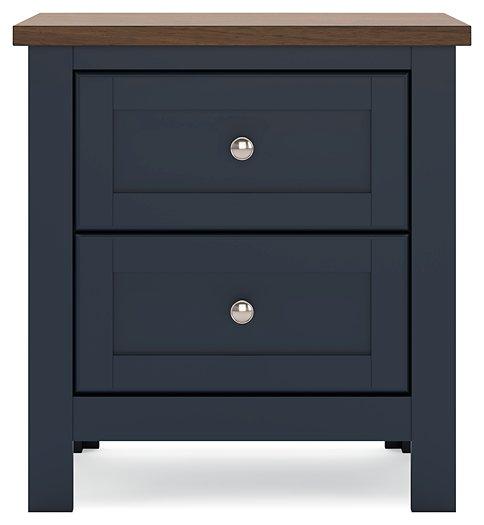 Landocken Nightstand