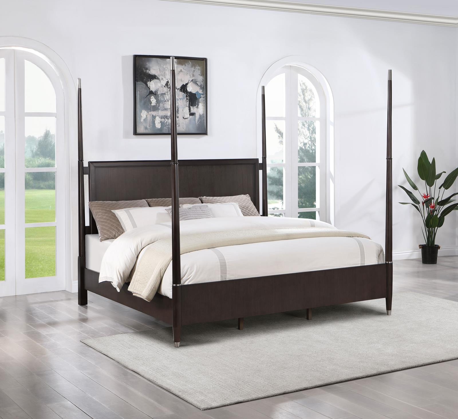 Emberlyn Wood Queen Poster Bed Brown - Image 2