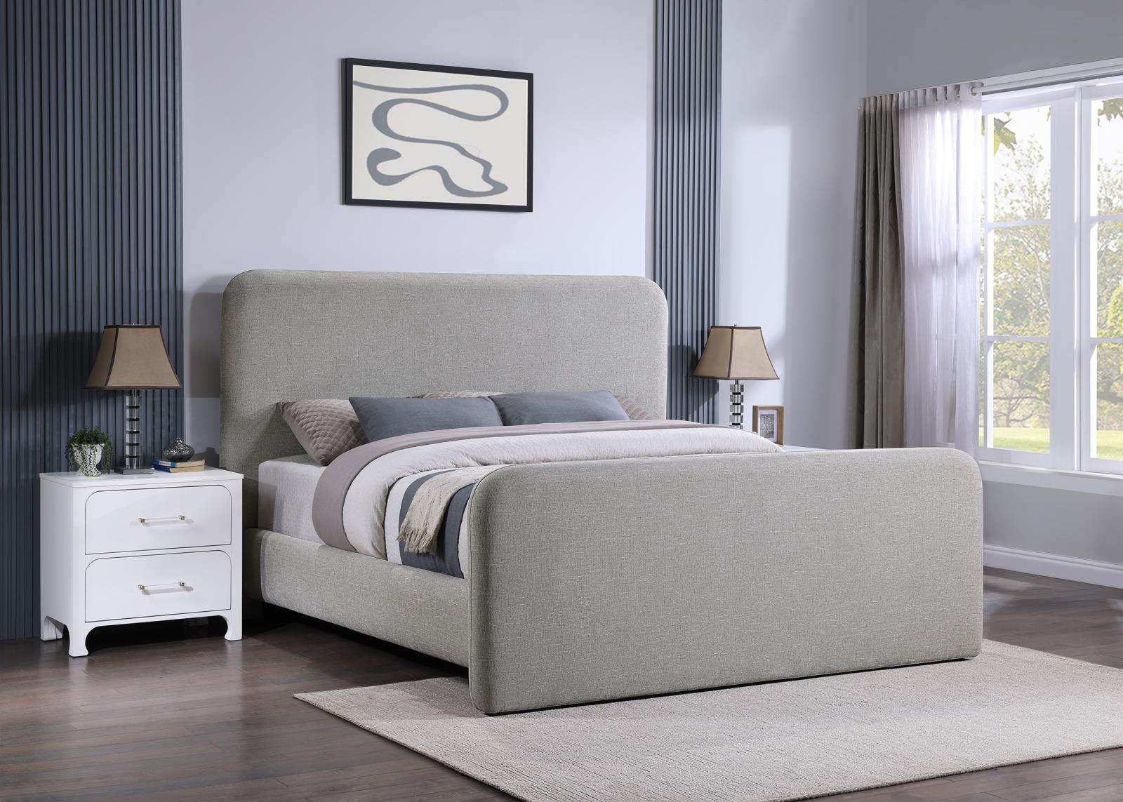 Wren Upholstered Eastern King Panel Bed Grey - Image 2