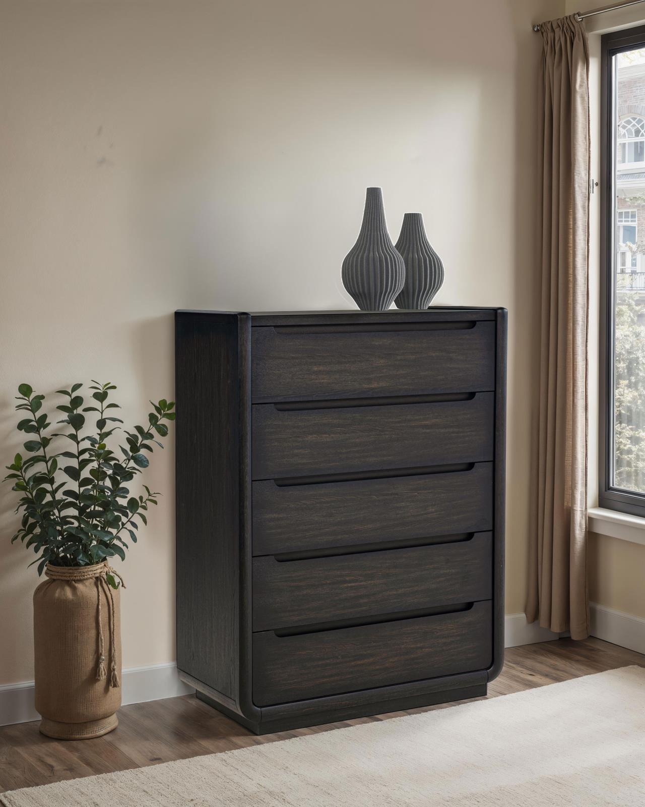 Leandro 5-drawer Bedroom Chest of Drawers Burnished Black - Image 2