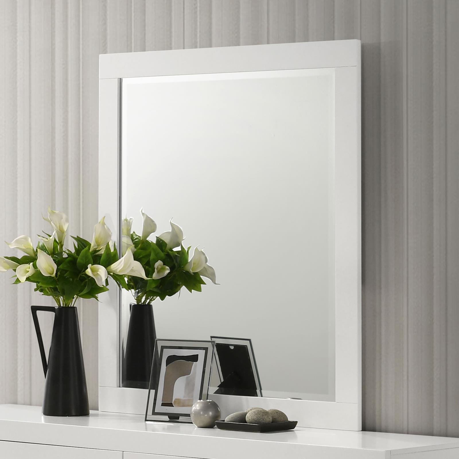 Jessica Dresser Mirror Snow White - Image 2