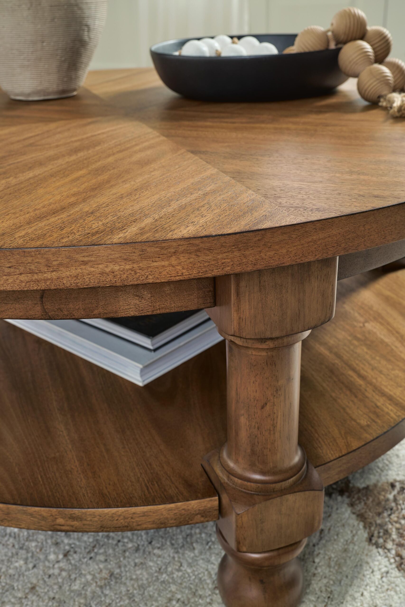 Chadworth - Round Table - Image 6