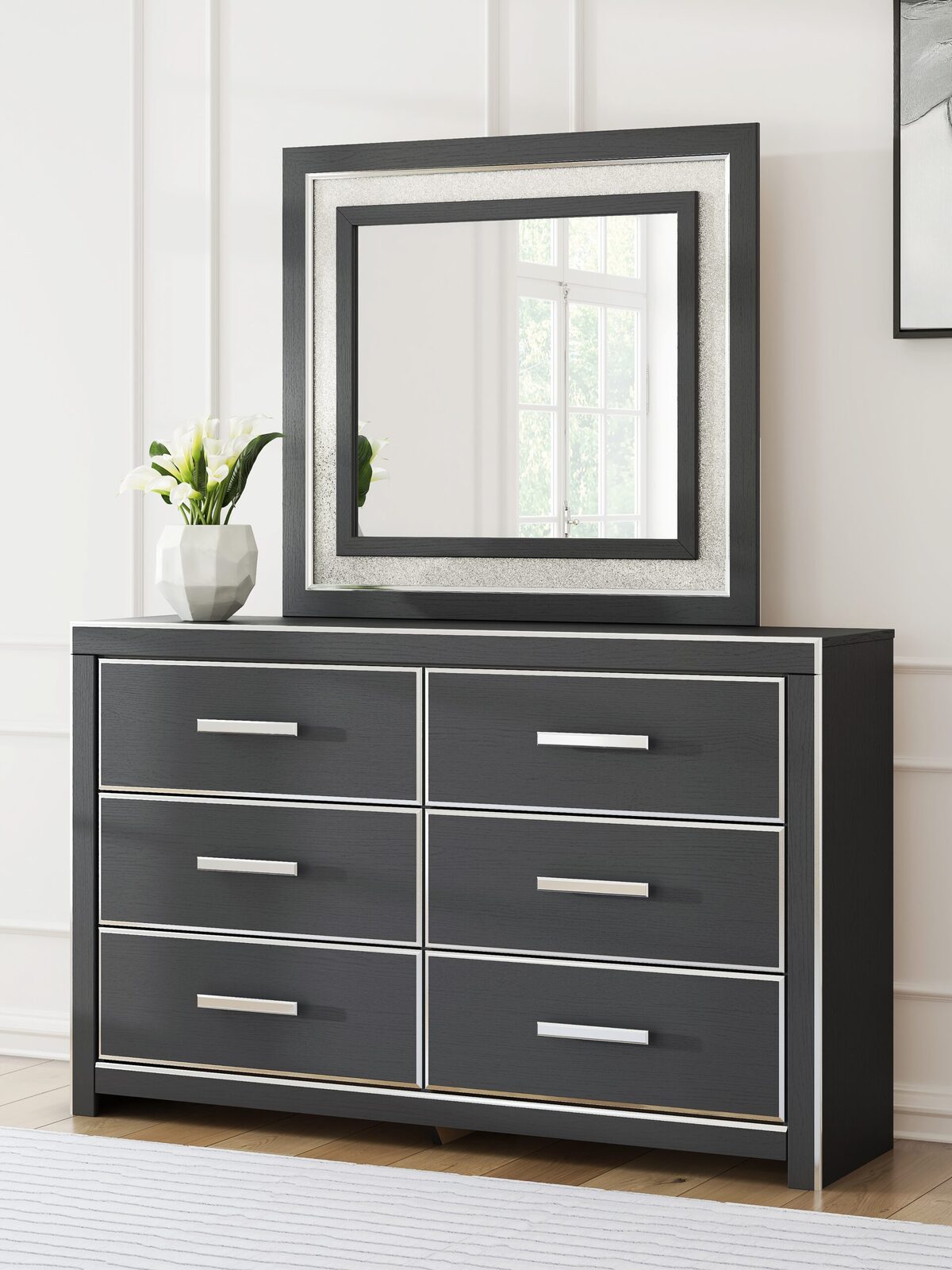Zuraleus - Six Drawer Dresser - Image 12