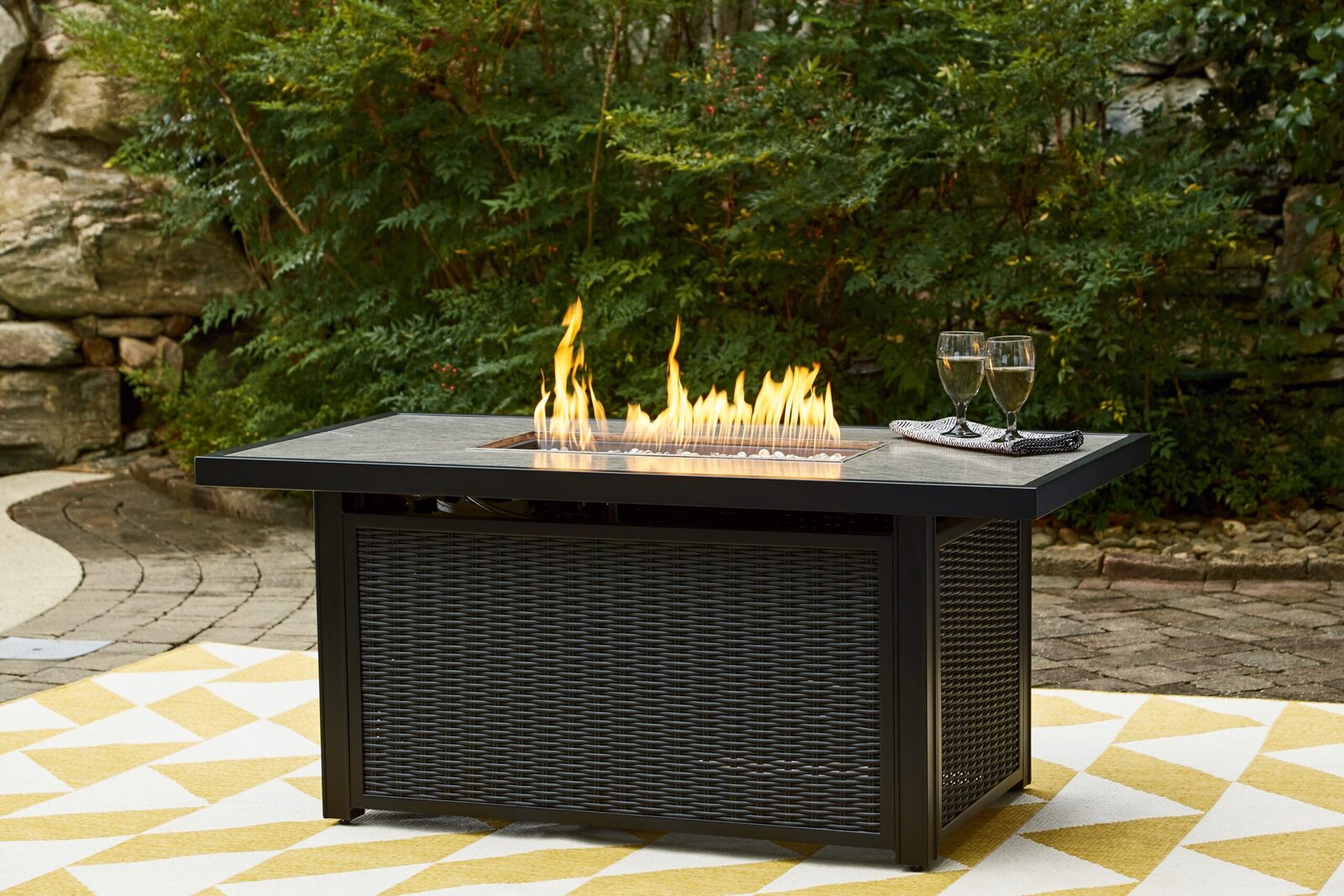 Beachcroft - Rectangular Fire Pit Table - Image 2