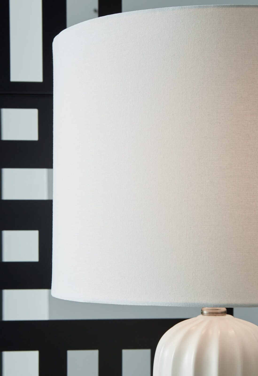 Clarkland - Ceramic Table Lamp (Set of 2) - White - Image 3
