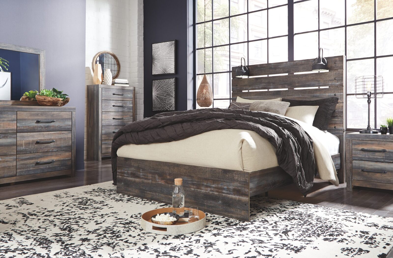 Drystan - Panel Bedroom Set - Image 3