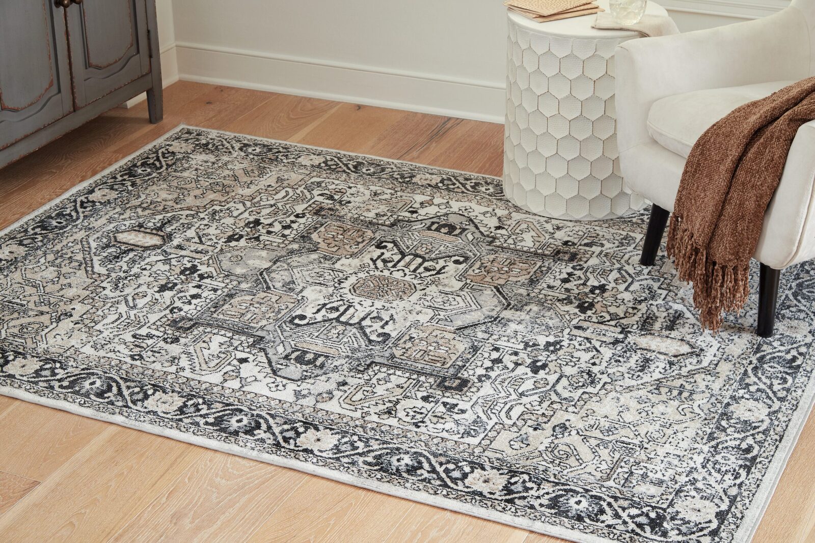Gregmoore - Area Rug - Image 7