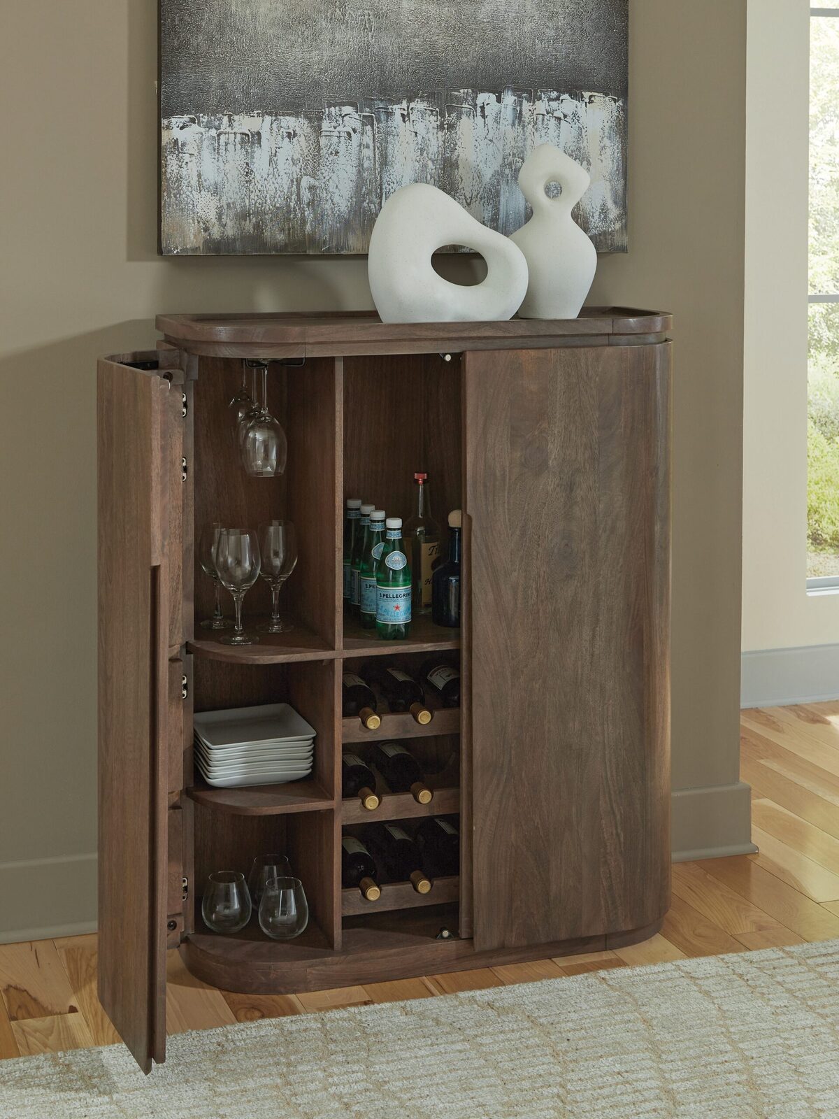 Landermont - Bar Cabinet - Medium Brown - Image 5