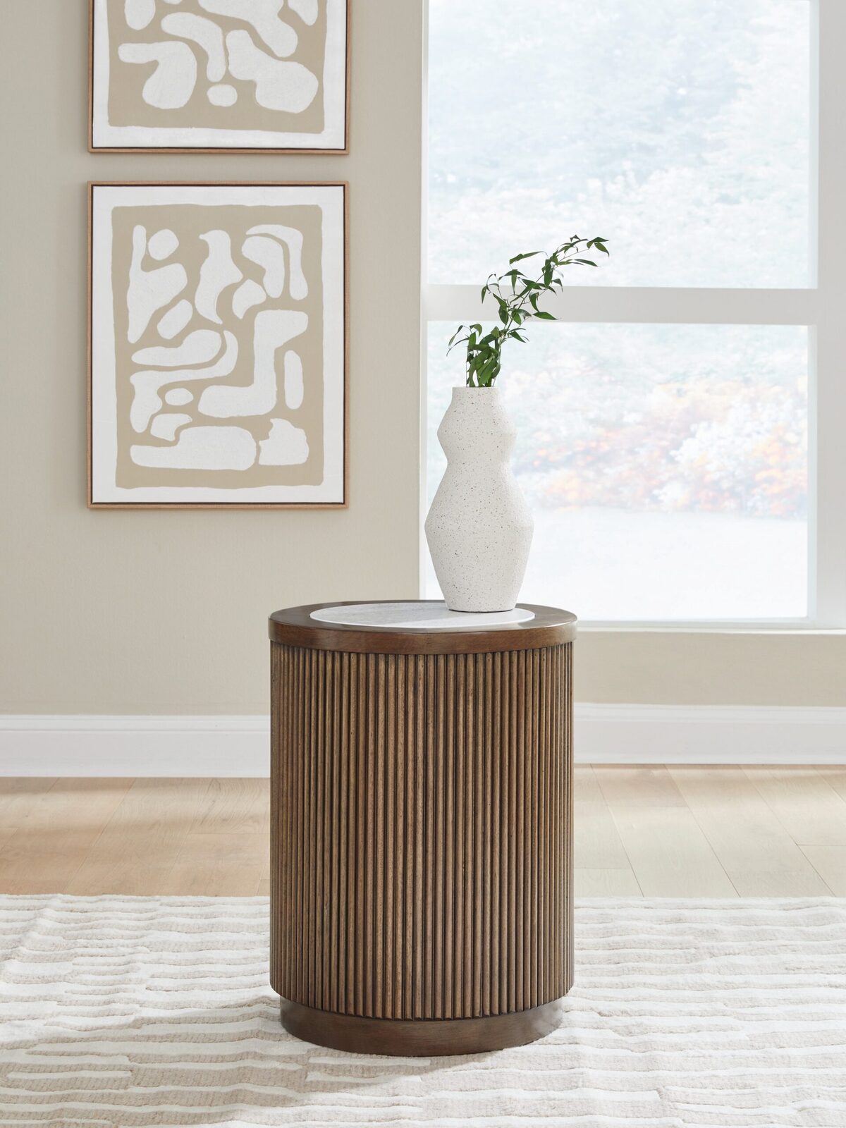 Hadonna - Round Table - Image 3