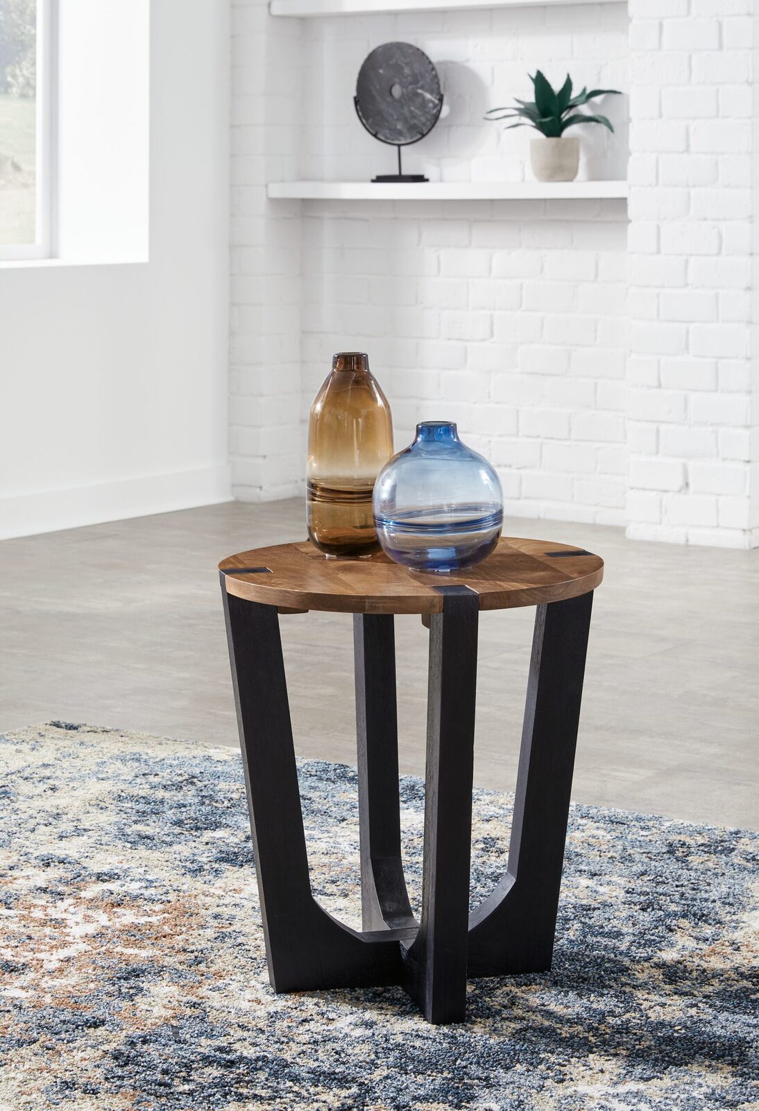 Hanneforth - Round End Table - Brown - Image 2
