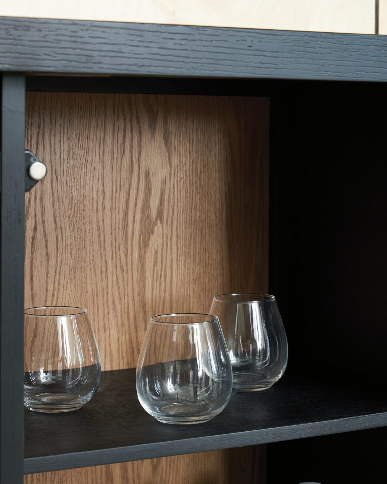 Armenleigh - Bar Cabinet - Black / Brown - Image 5