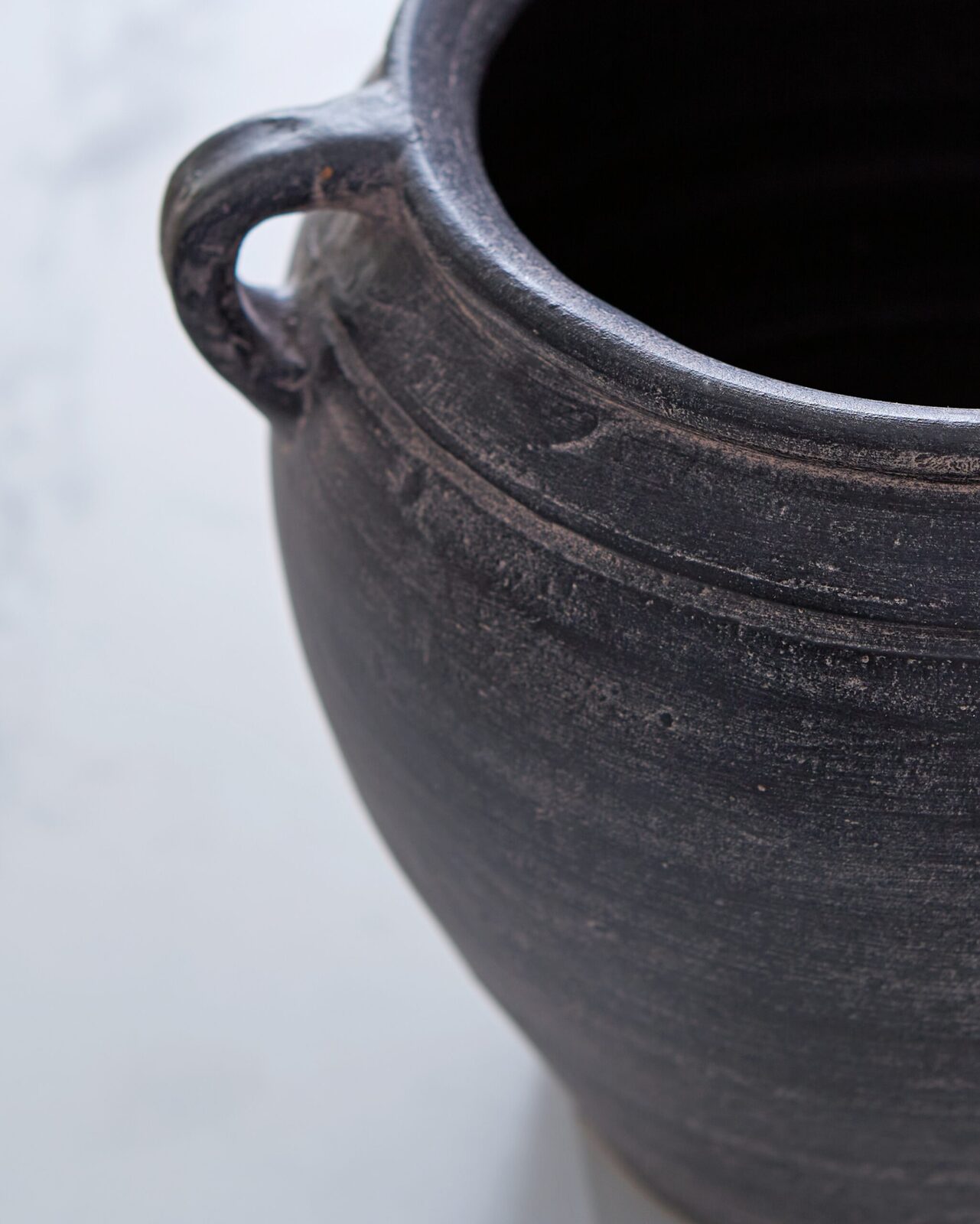 Meadie - 9" Vase - Image 10