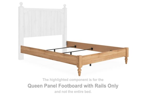 Aleaport - Queen Panel Footboard With Rails - Warm Brown