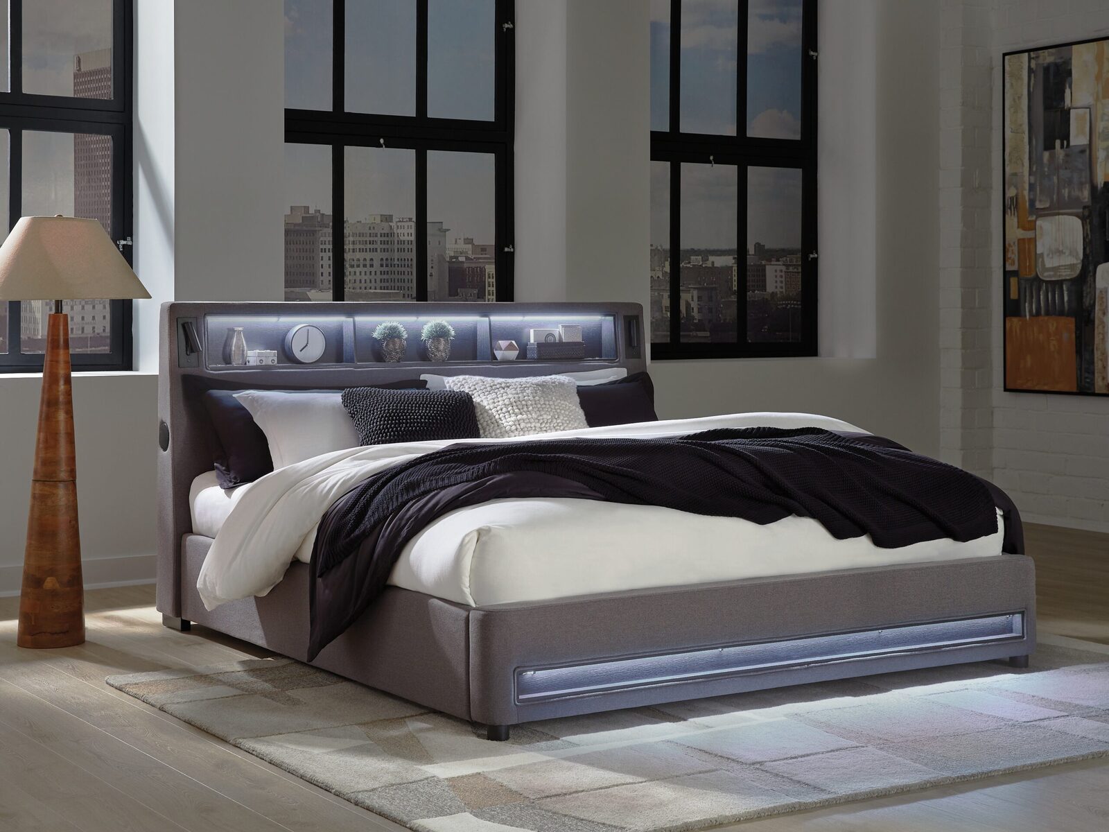 Verishaw - Upholstered Bed - Image 12