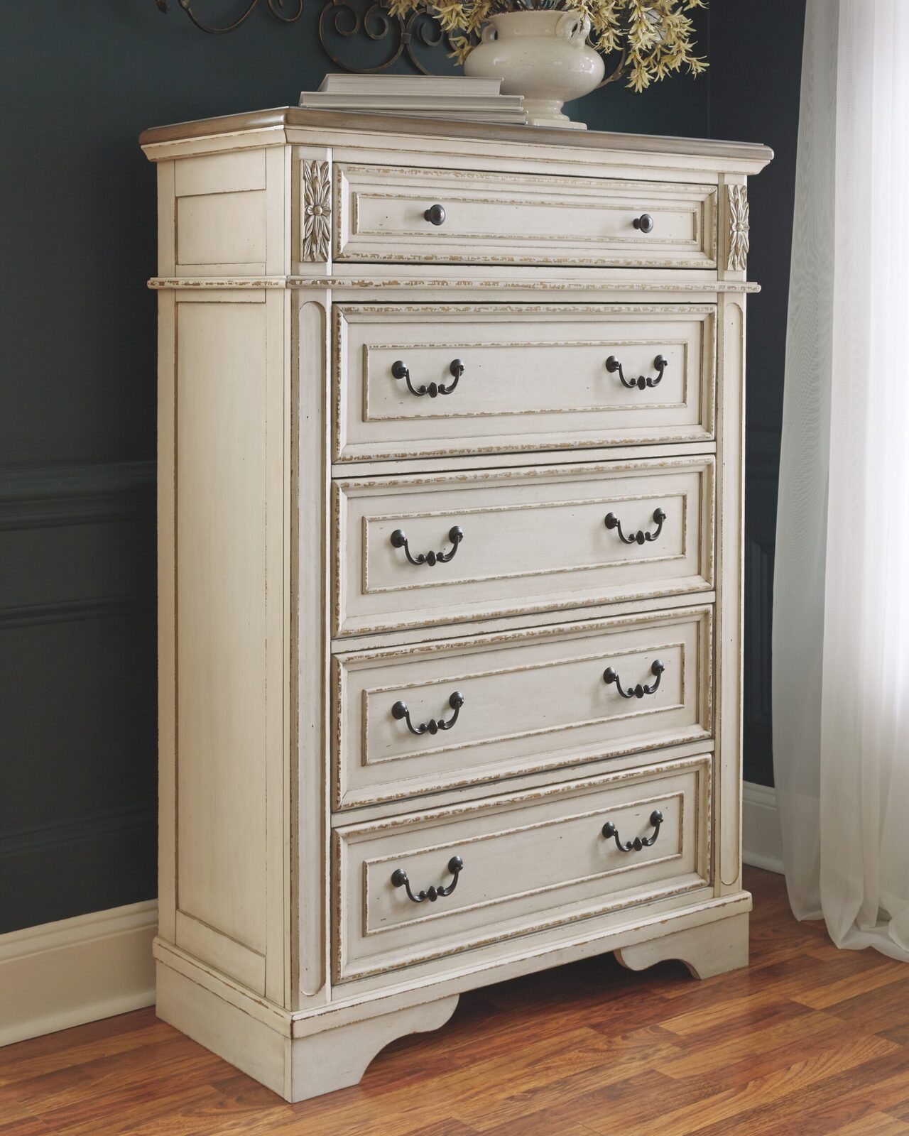 Realyn - Storage Bedroom Set - Image 11