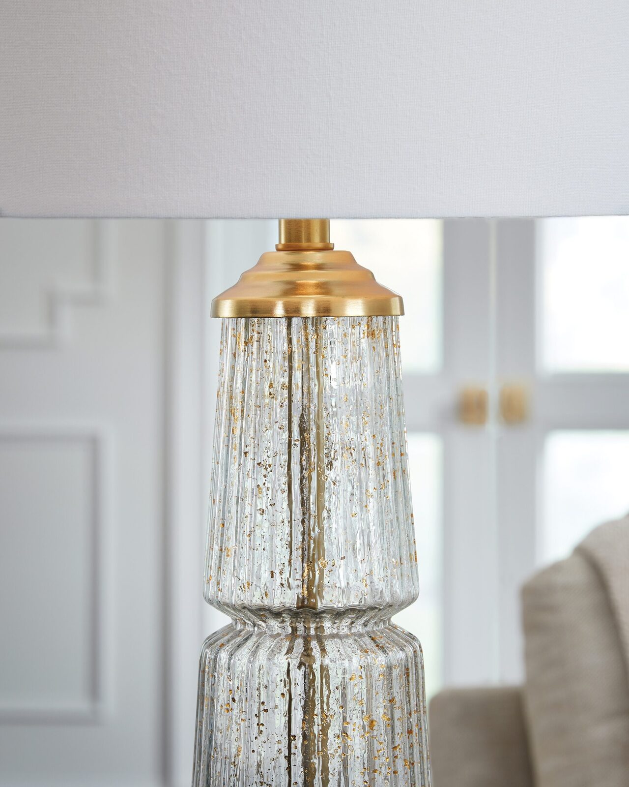 Bakersboro - Glass Table Lamp - Clear / Gold Finish - Image 3