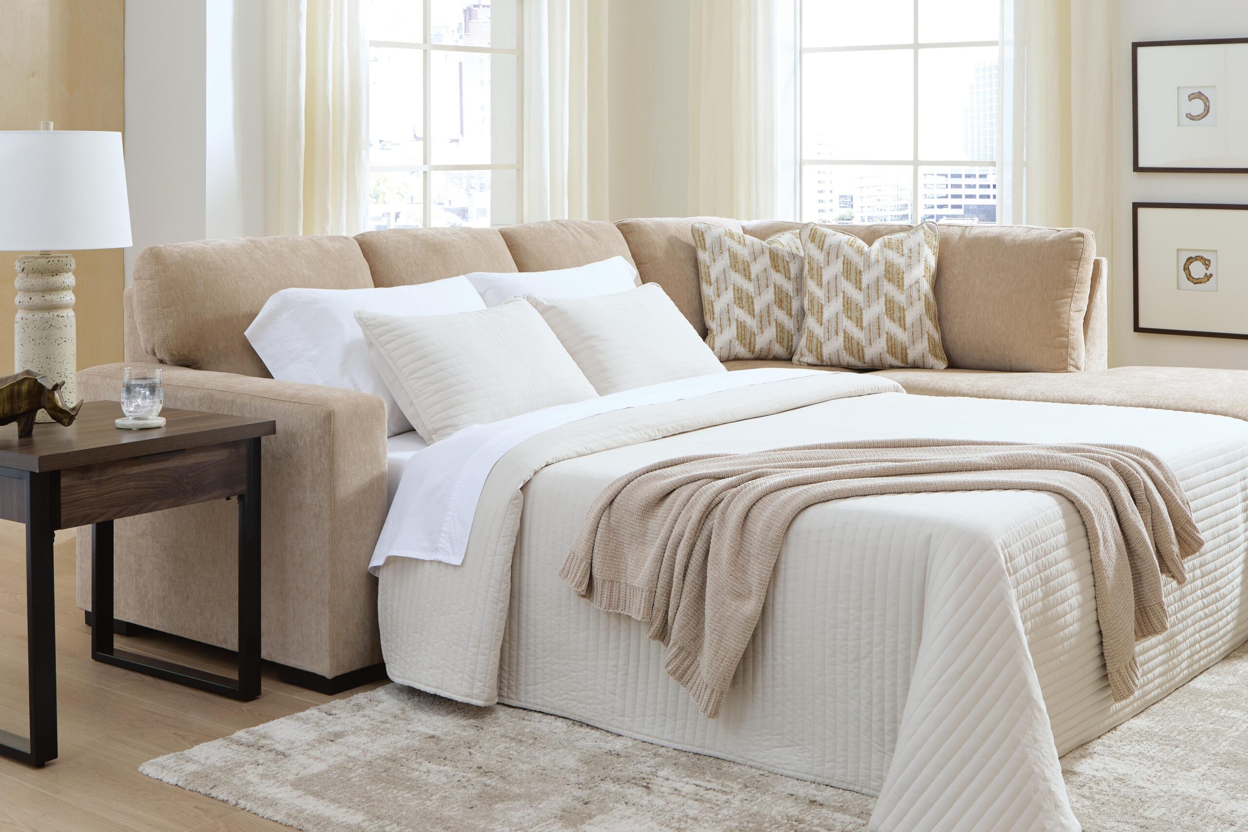 Bridgepoint - Sleeper Sectional - Image 3