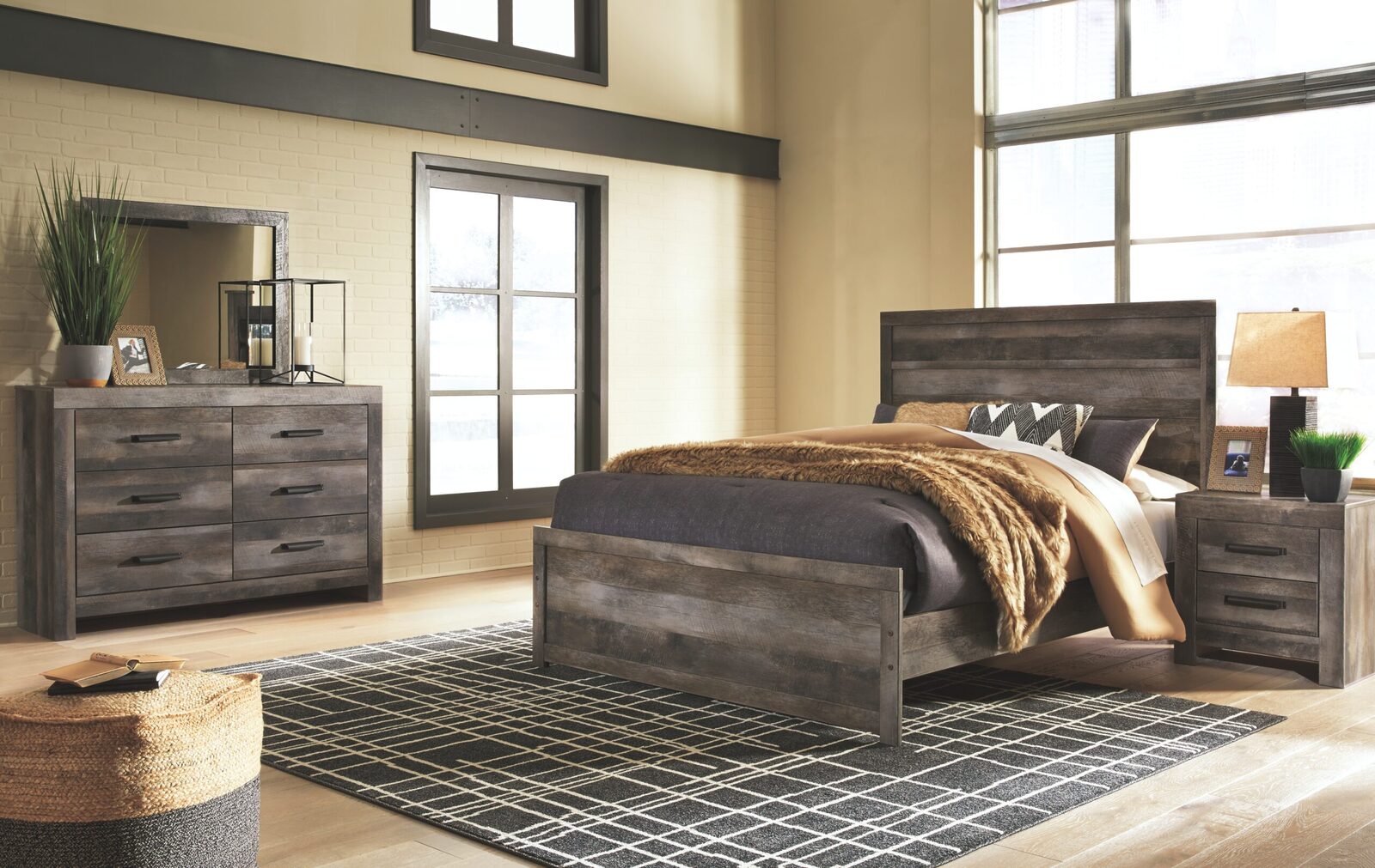 Wynnlow - Panel Bedroom Set - Image 3