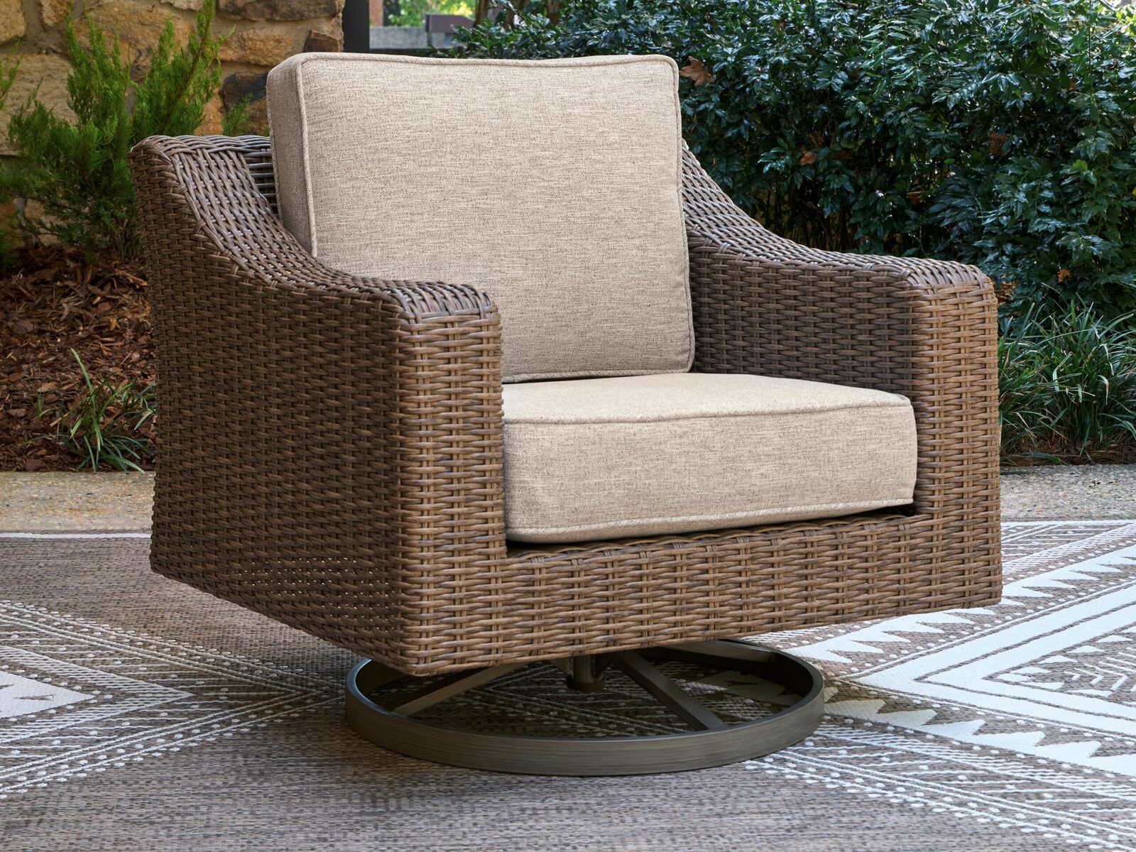 Laguna Heights - Swivel Lounge With Cushion - Beige - Image 2
