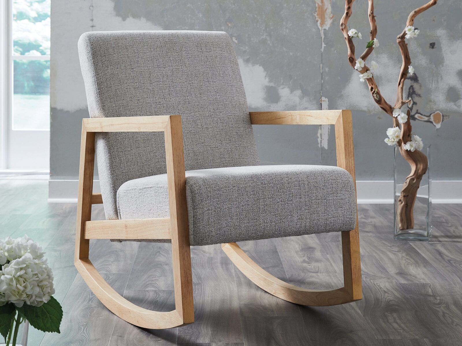 Wychworth - Accent Chair - Gray / Natural - Image 2