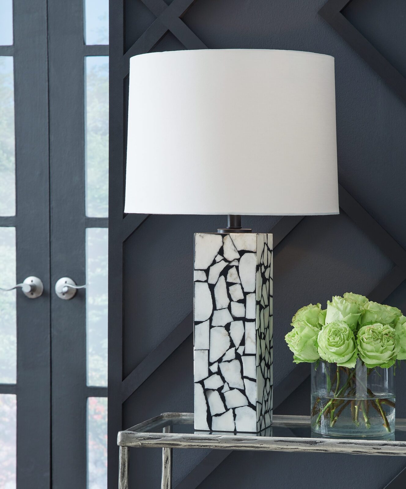 Macaria - Marble Table Lamp - White / Black - Image 2