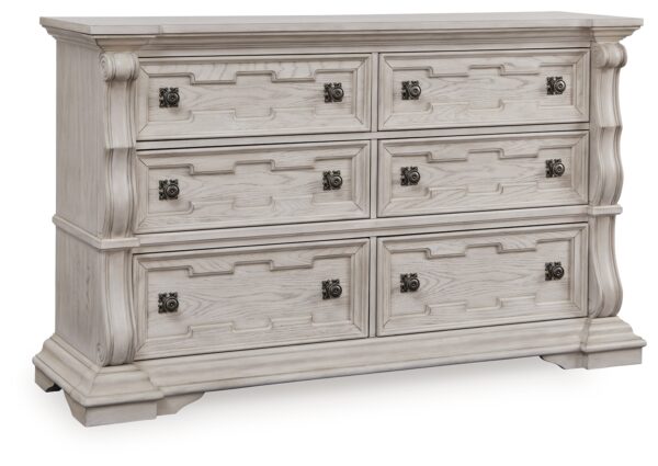 Bruchandi - Dresser