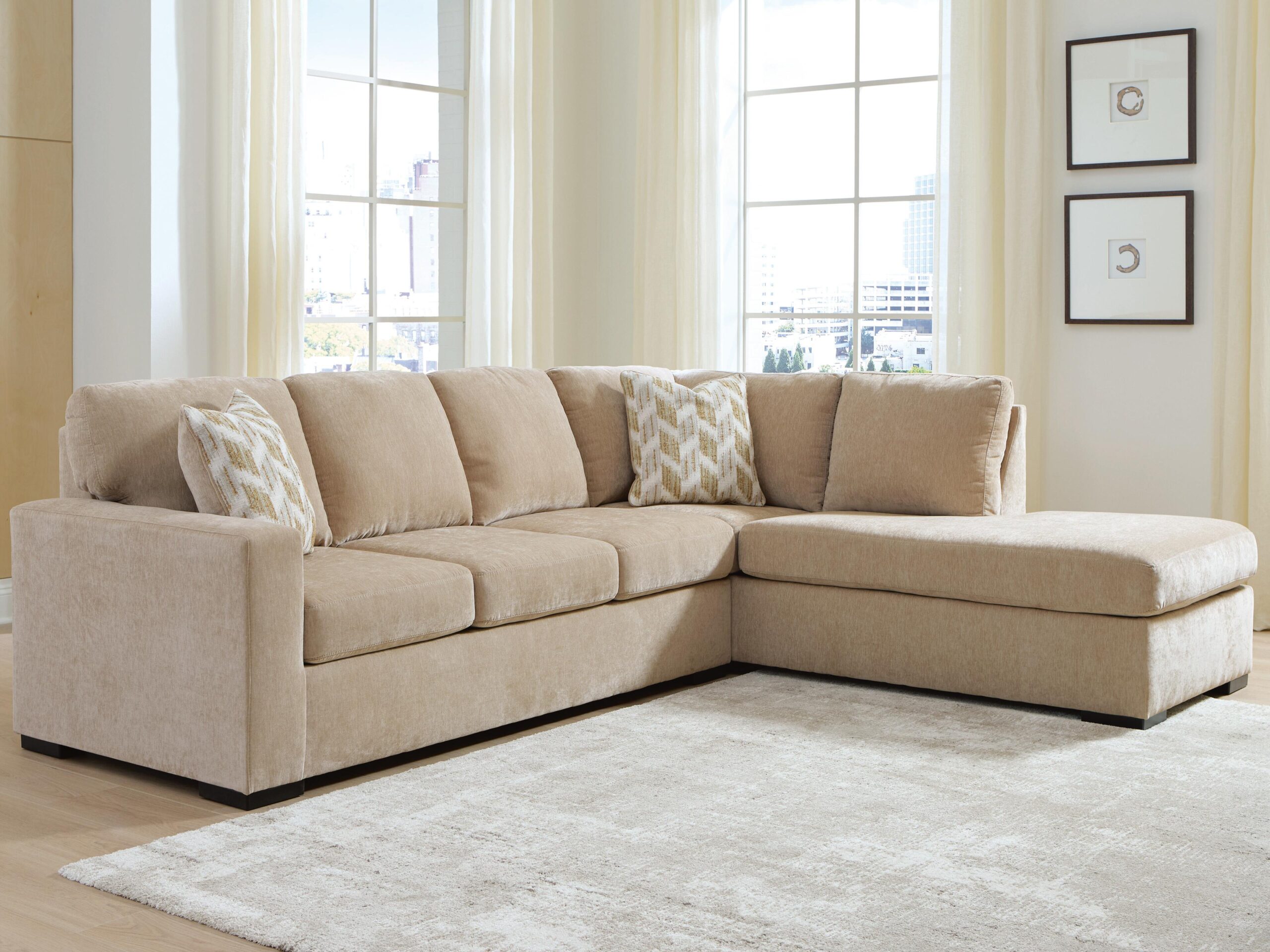 Bridgepoint - Sleeper Sectional - Image 4