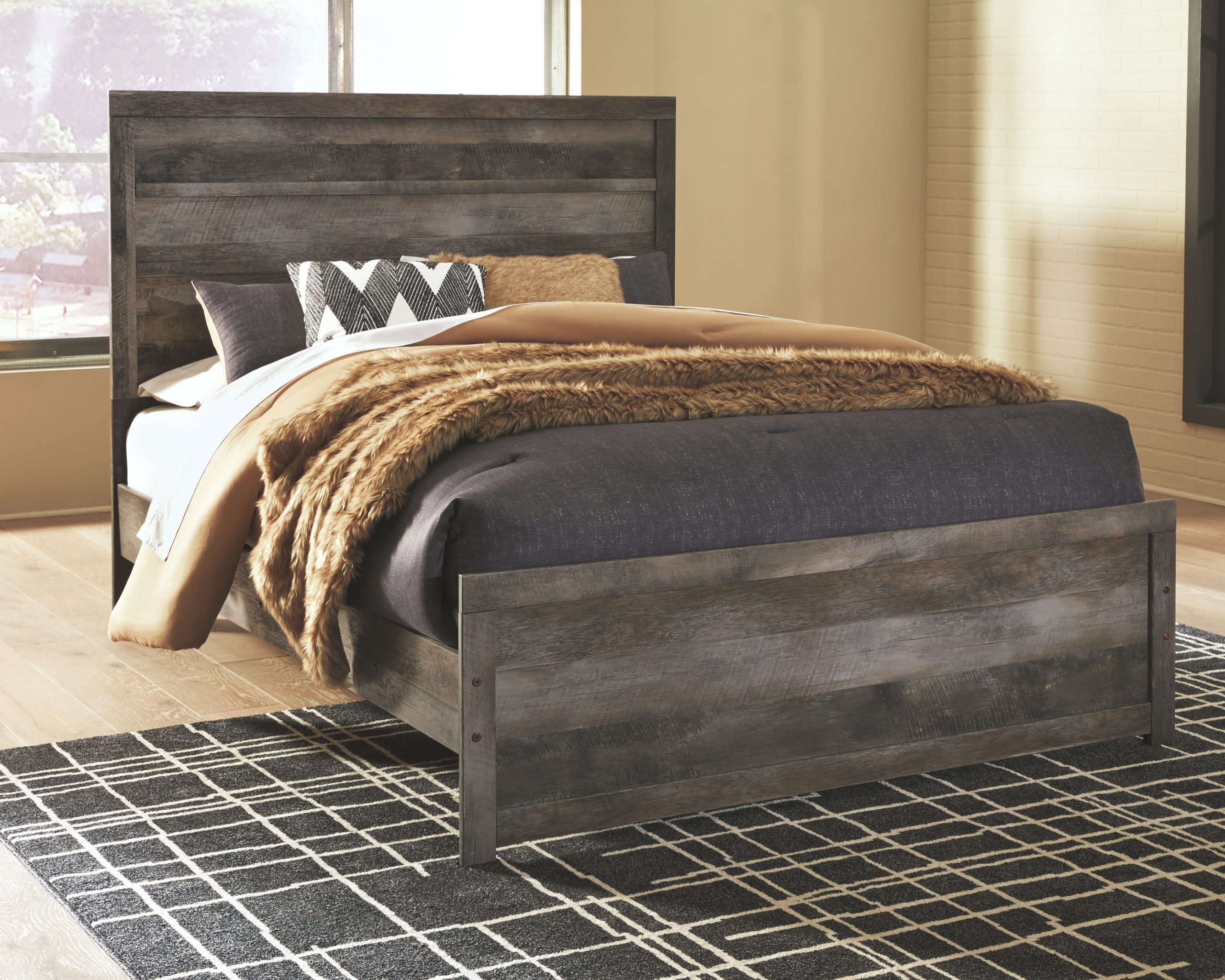 Wynnlow - Panel Bedroom Set - Image 10