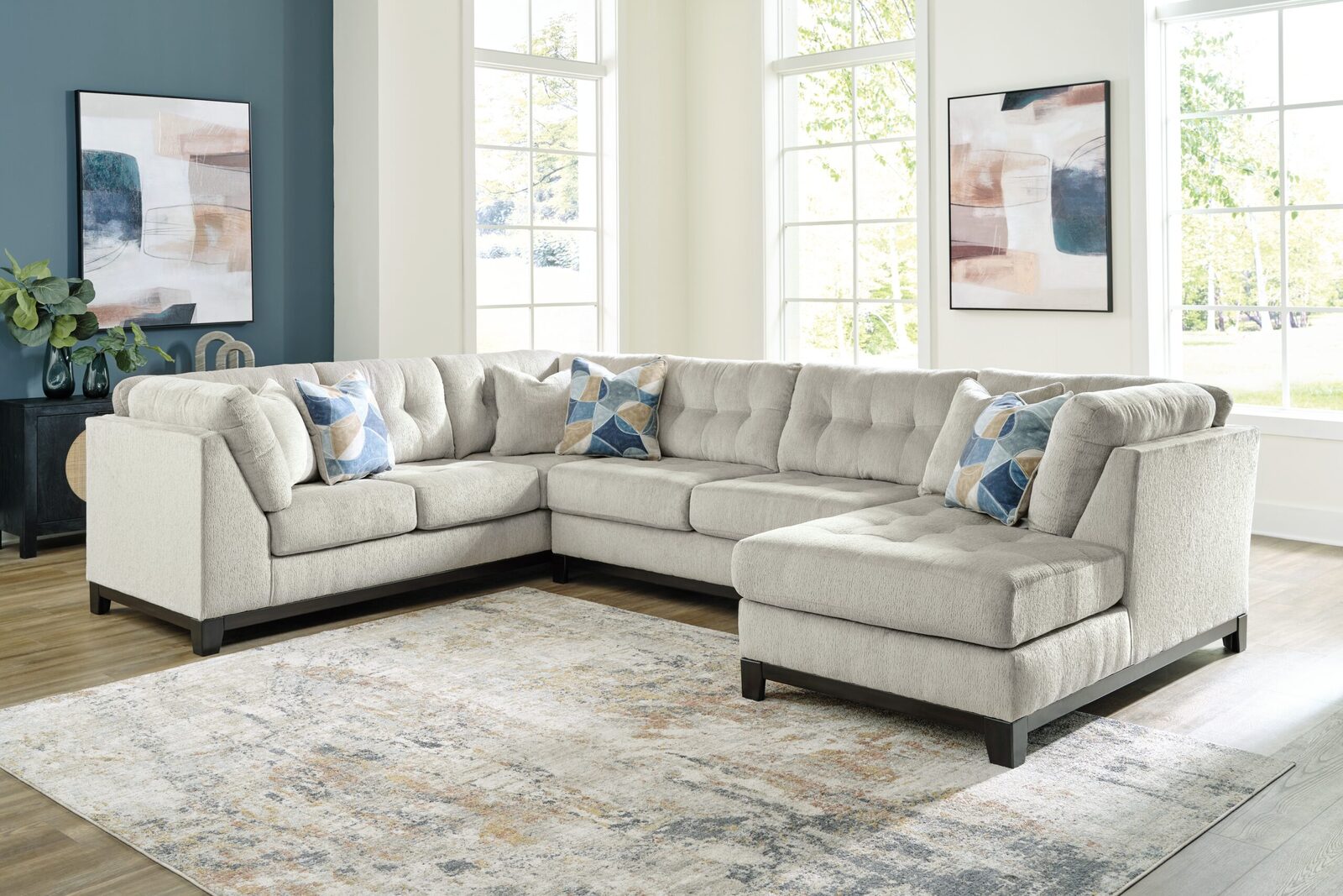 Maxon Place - Sectional - Image 12