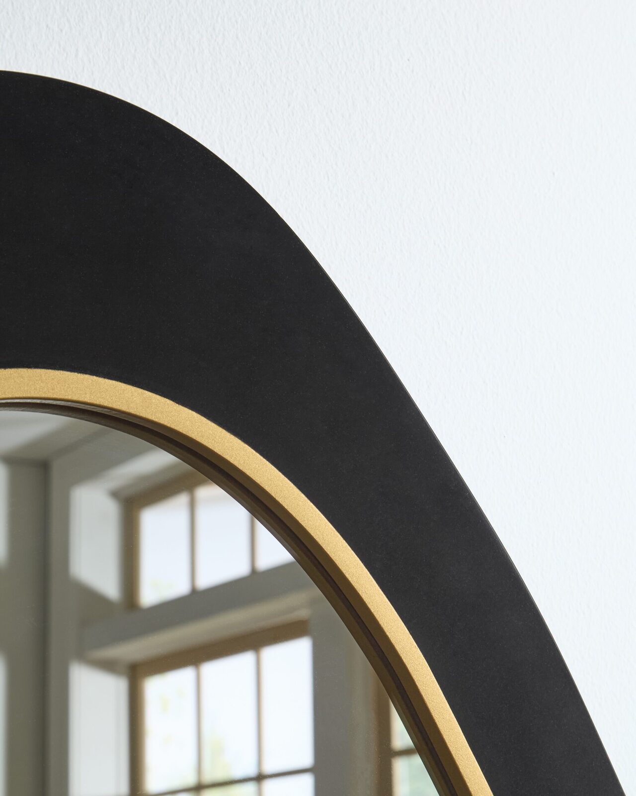 Kierlock - Accent Mirror - Black / Gold Finish - Image 5