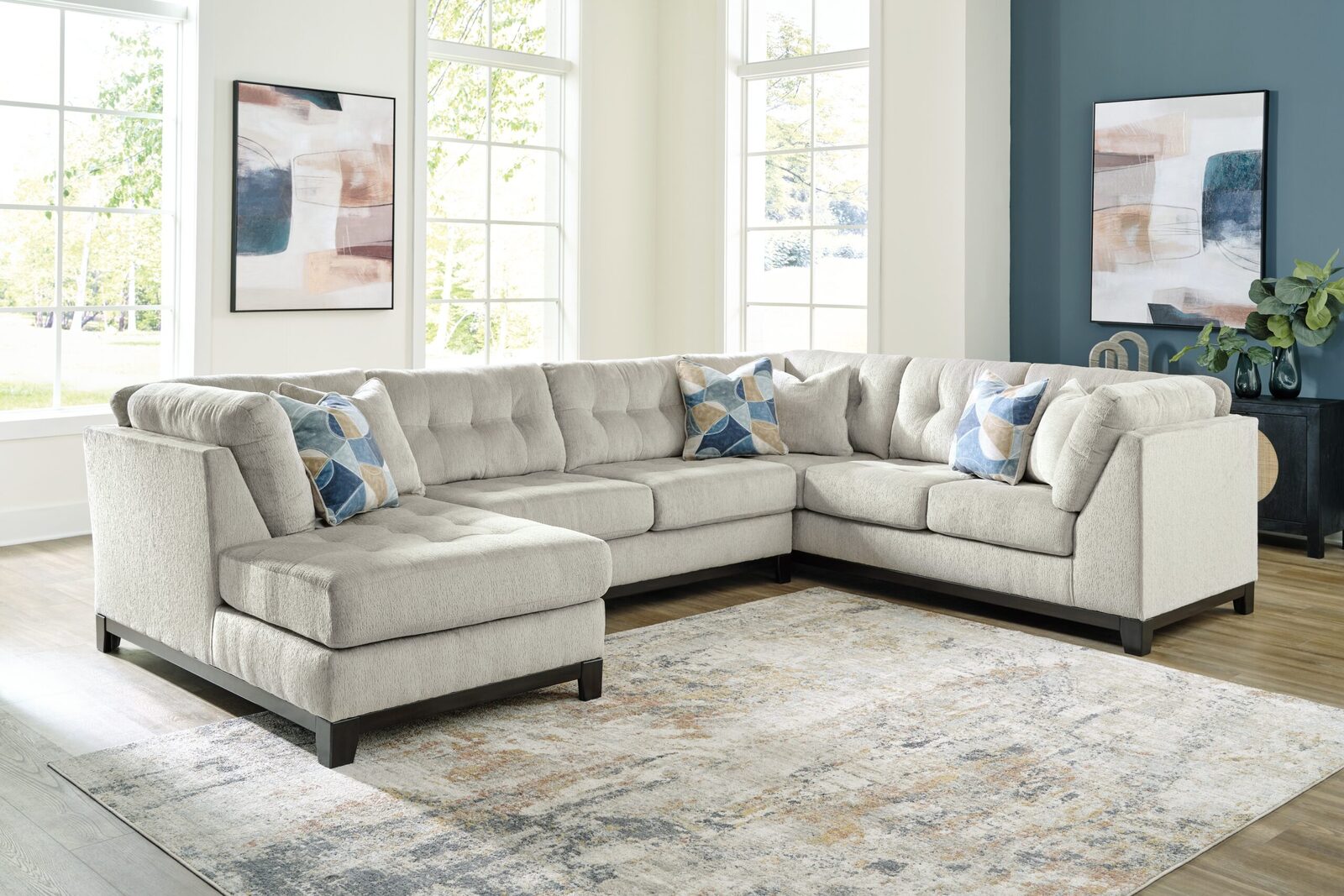 Maxon Place - Sectional - Image 17