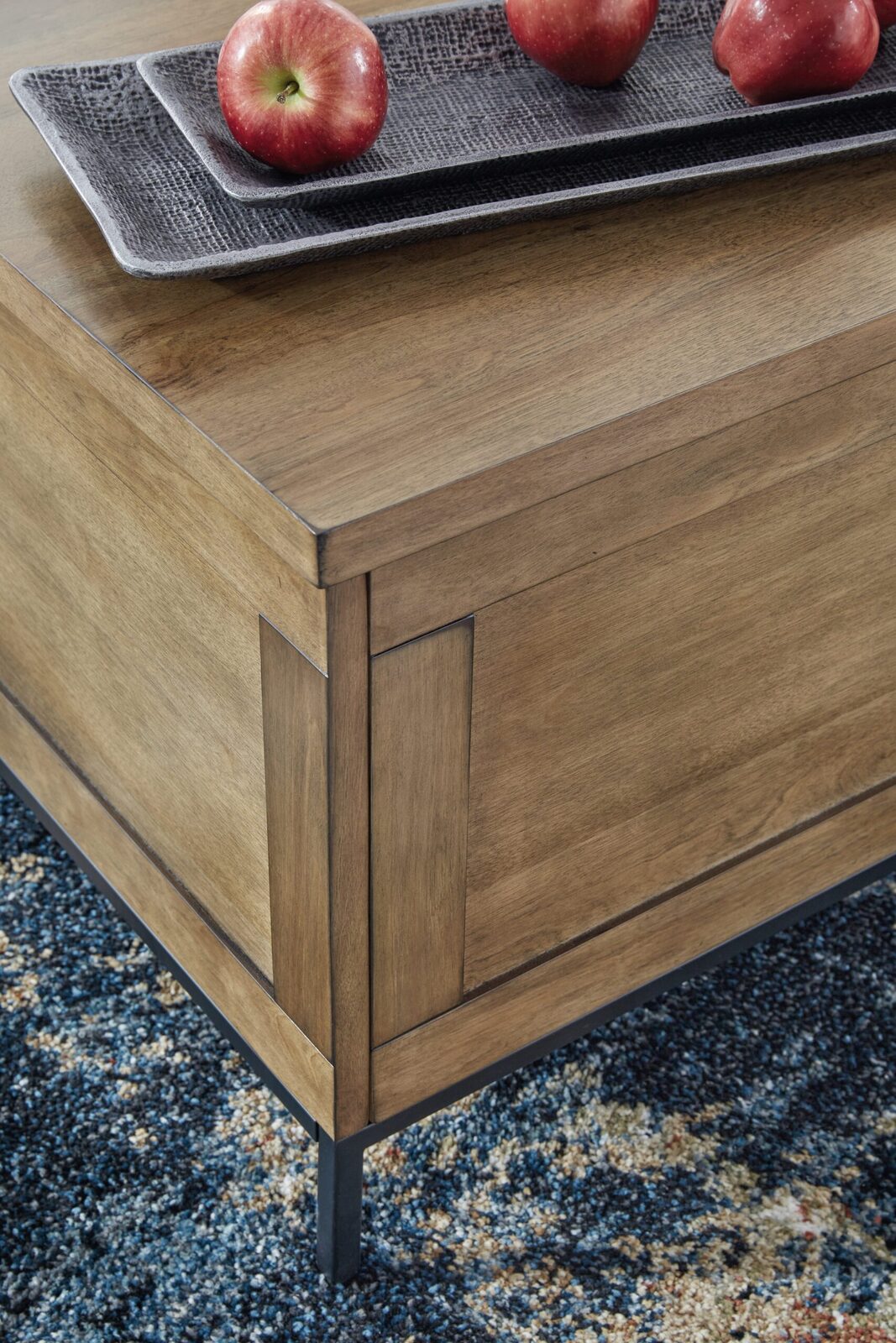 Torlanta - Lift Top Cocktail Table - Brown - Image 8