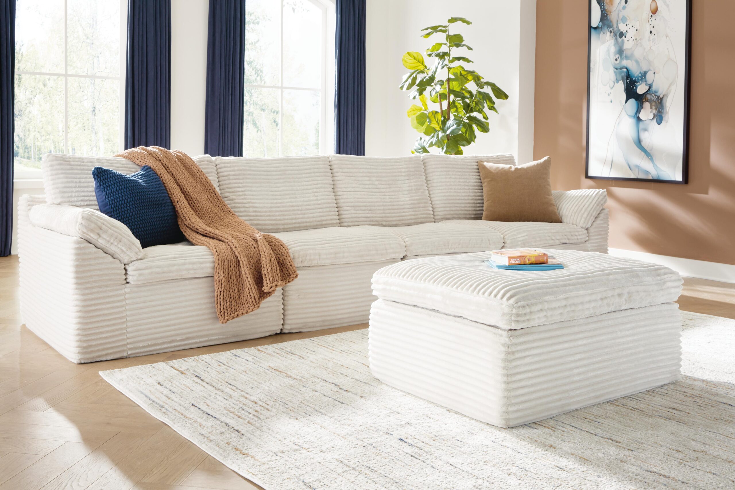 Fannin - 4-Piece Sectional With Ottoman - Ivory - Image 5