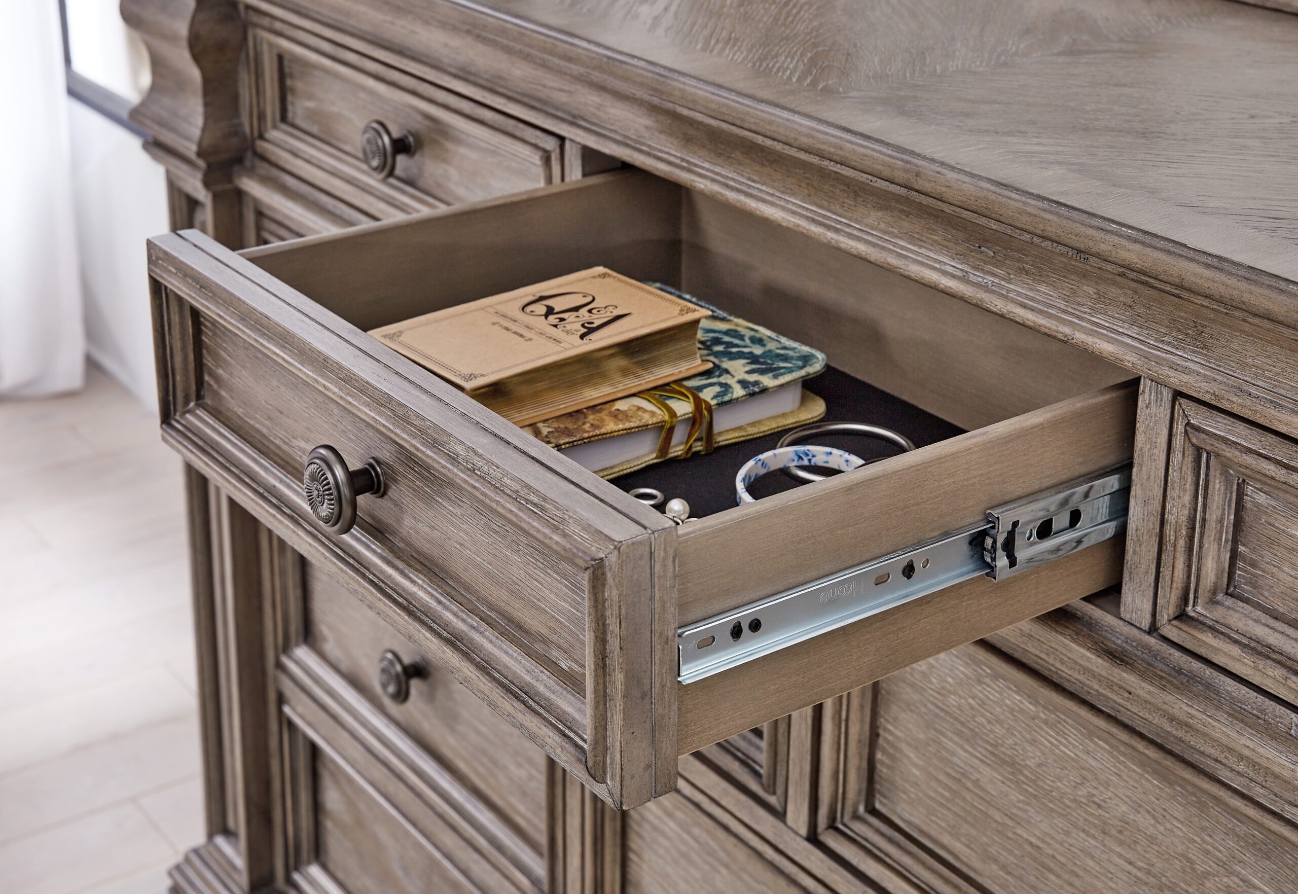 Blairhurst - Dresser - Image 9
