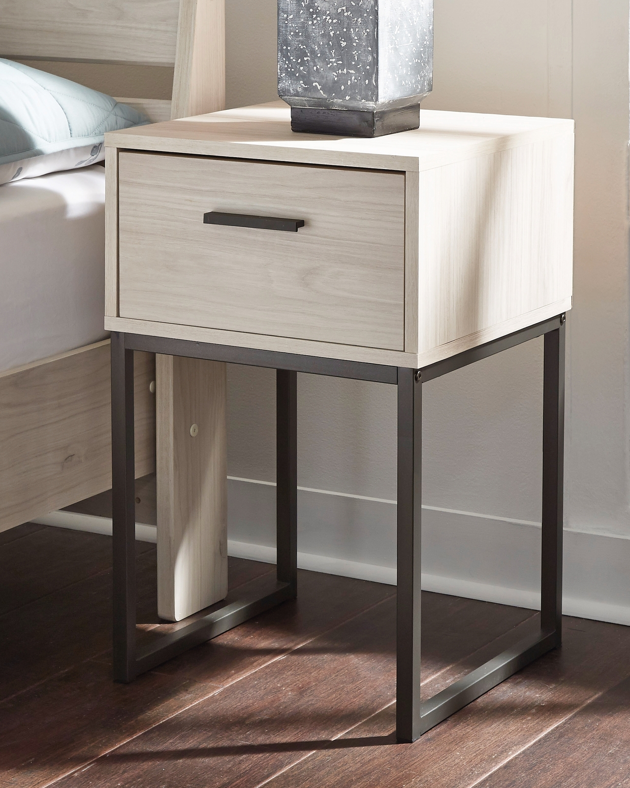 Socalle - Bedroom Set - Image 32