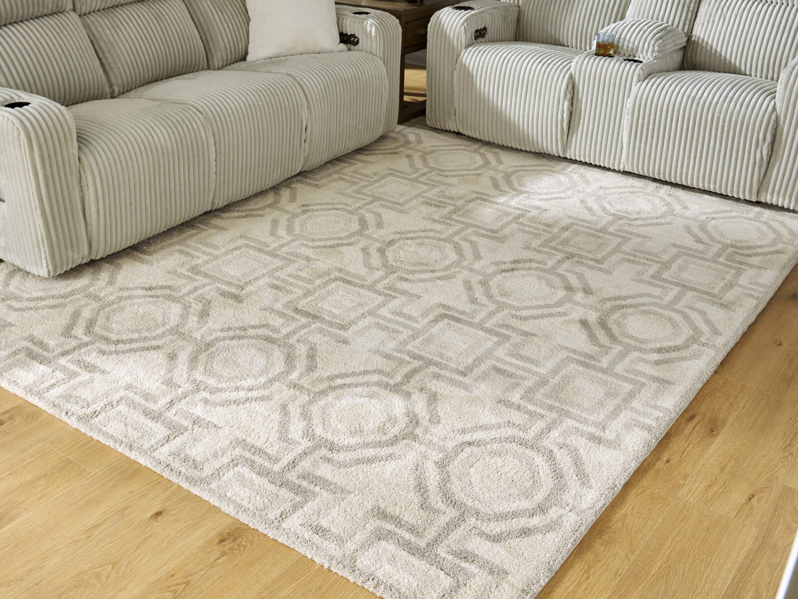 Maconville - Rug - Image 3