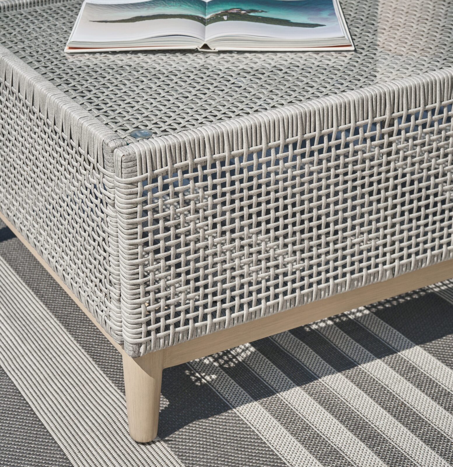 Seton Creek - Rectangular Cocktail Table - Gray - Image 6