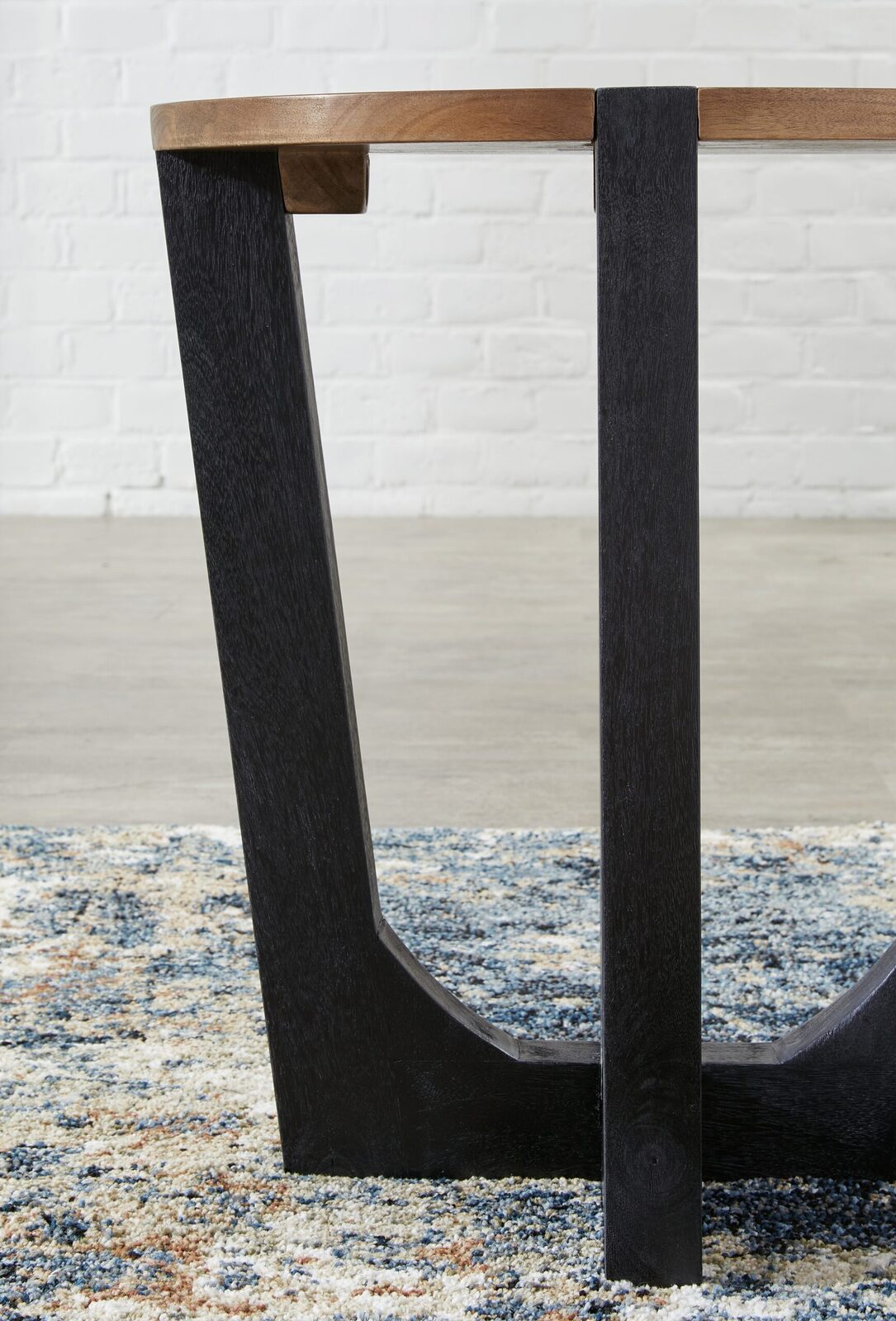 Hanneforth - Round End Table - Brown - Image 5