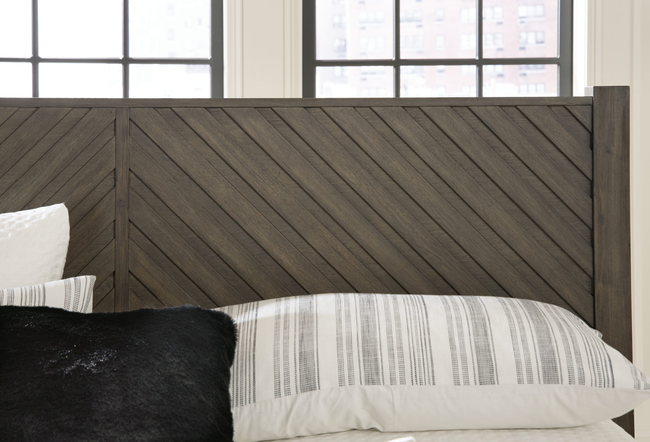 Arkenton - Panel Bed - Image 7