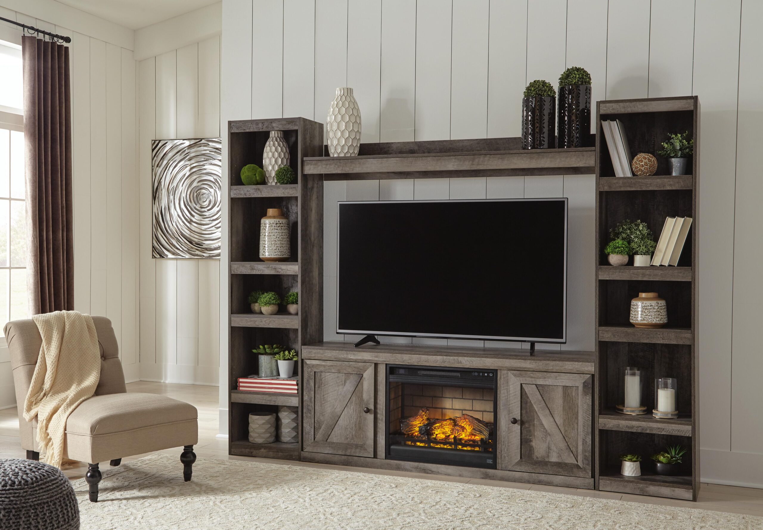 Wynnlow - Entertainment Center With 60" TV Stand - Image 2