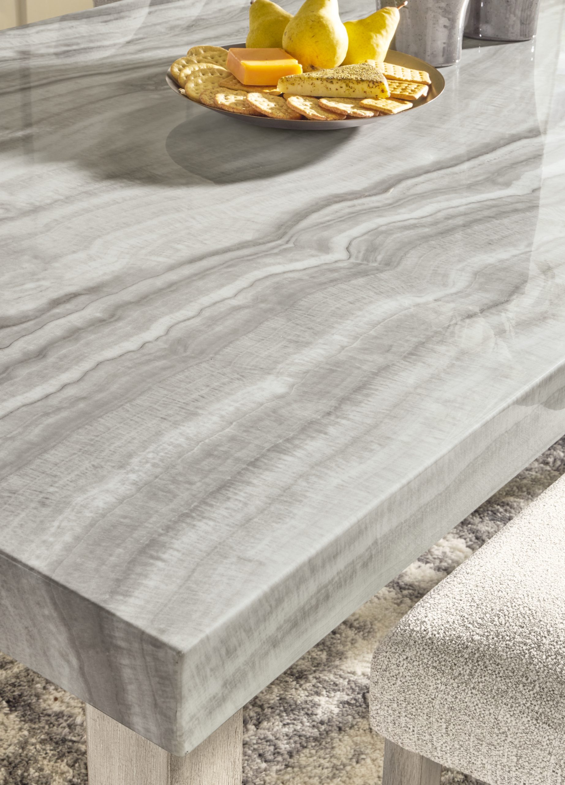 Larawyn - Dining Room Table - Image 6