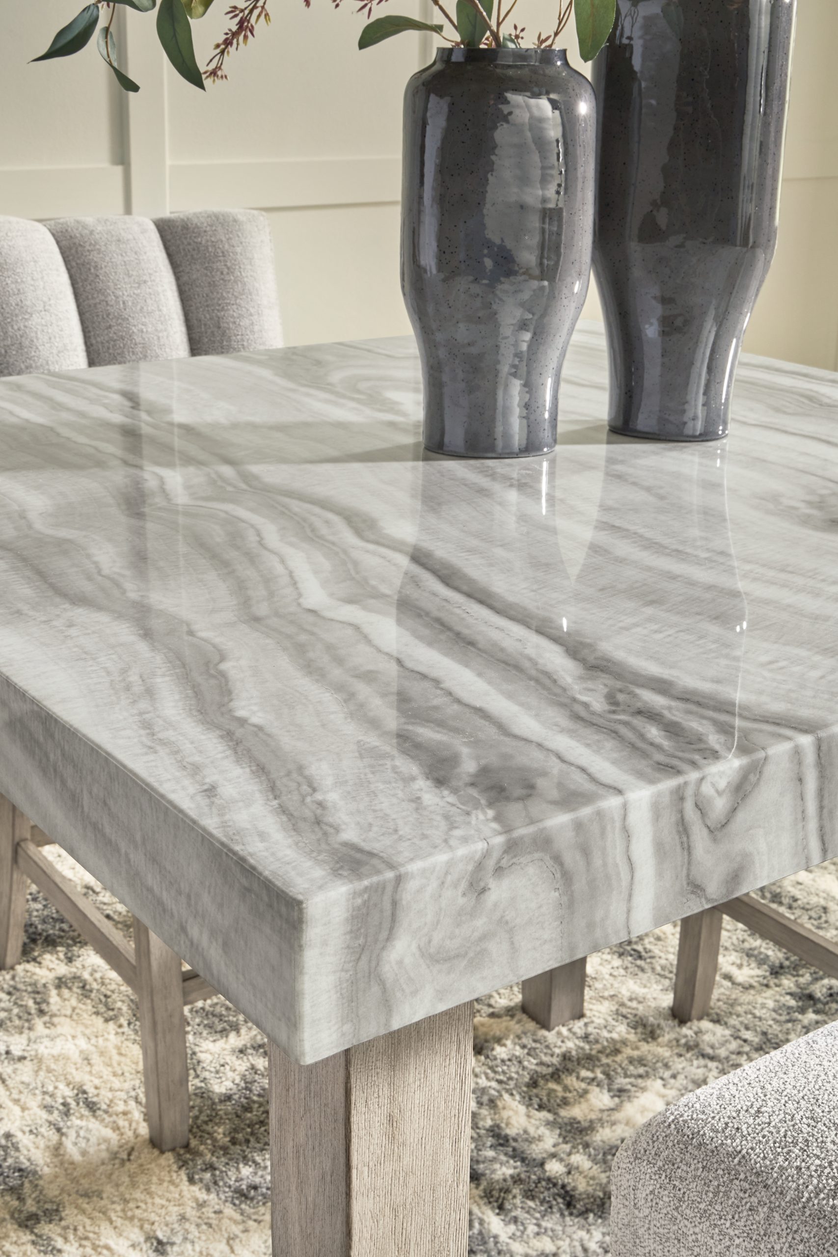 Larawyn - Dining Room Table - Image 9