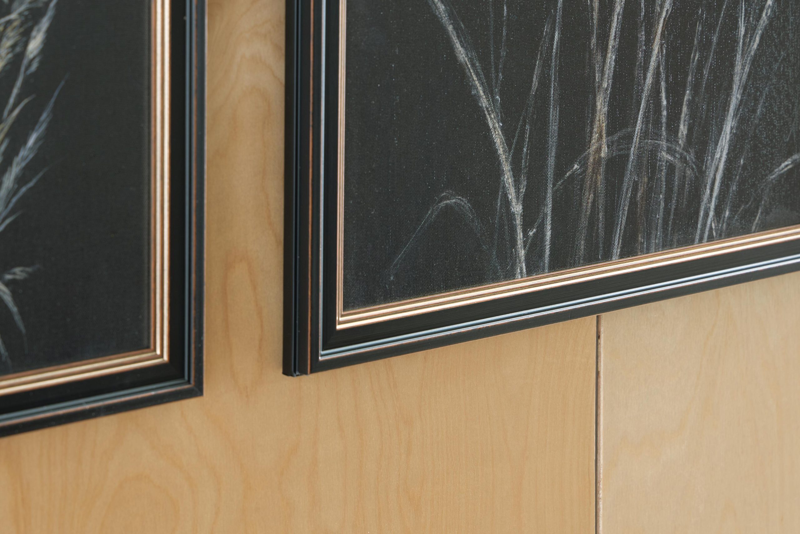 Janisburg - Wall Art Set (Set of 3) - Black / White / Brown - Image 5