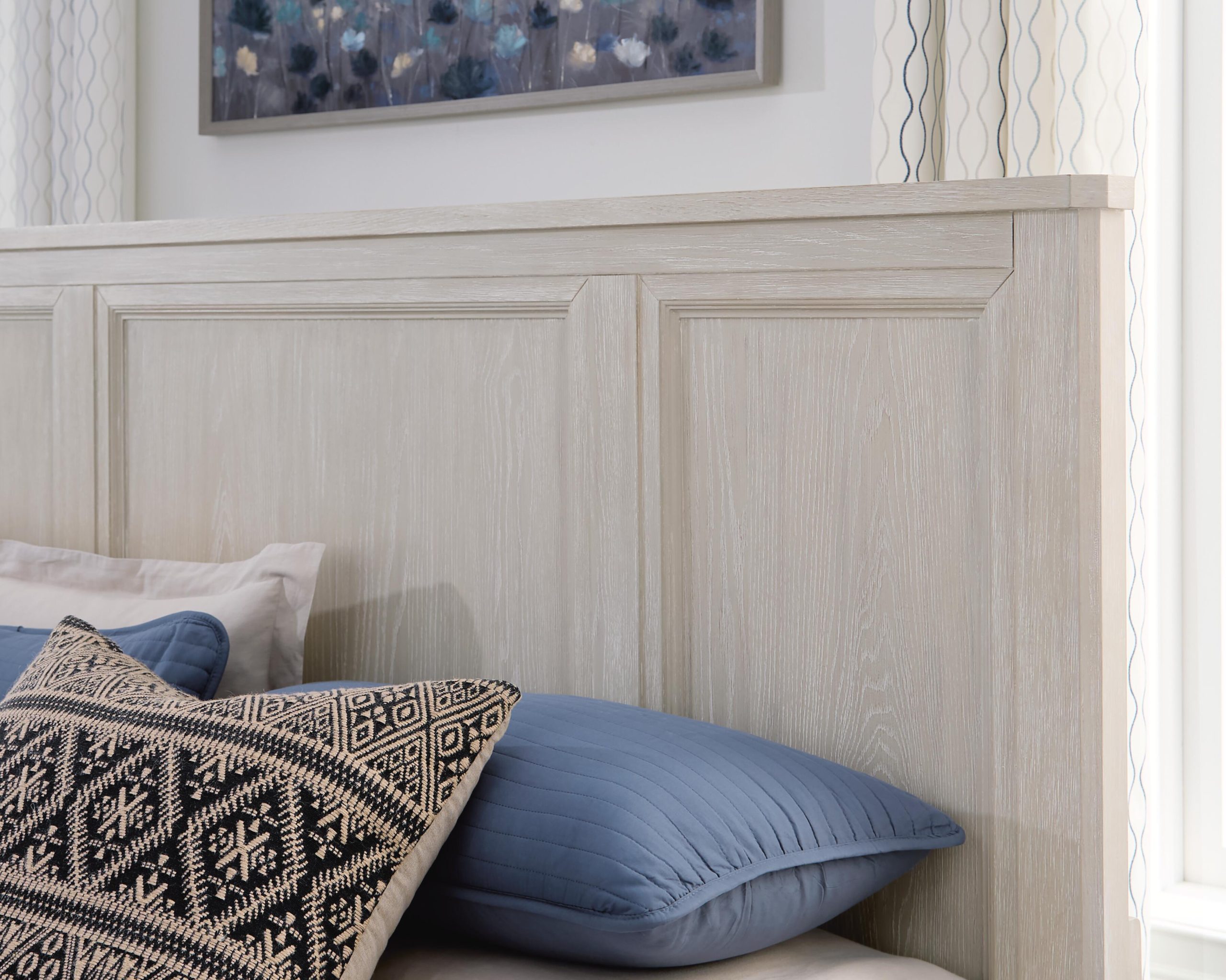 Darbonton - Panel Storage Bed - Image 7