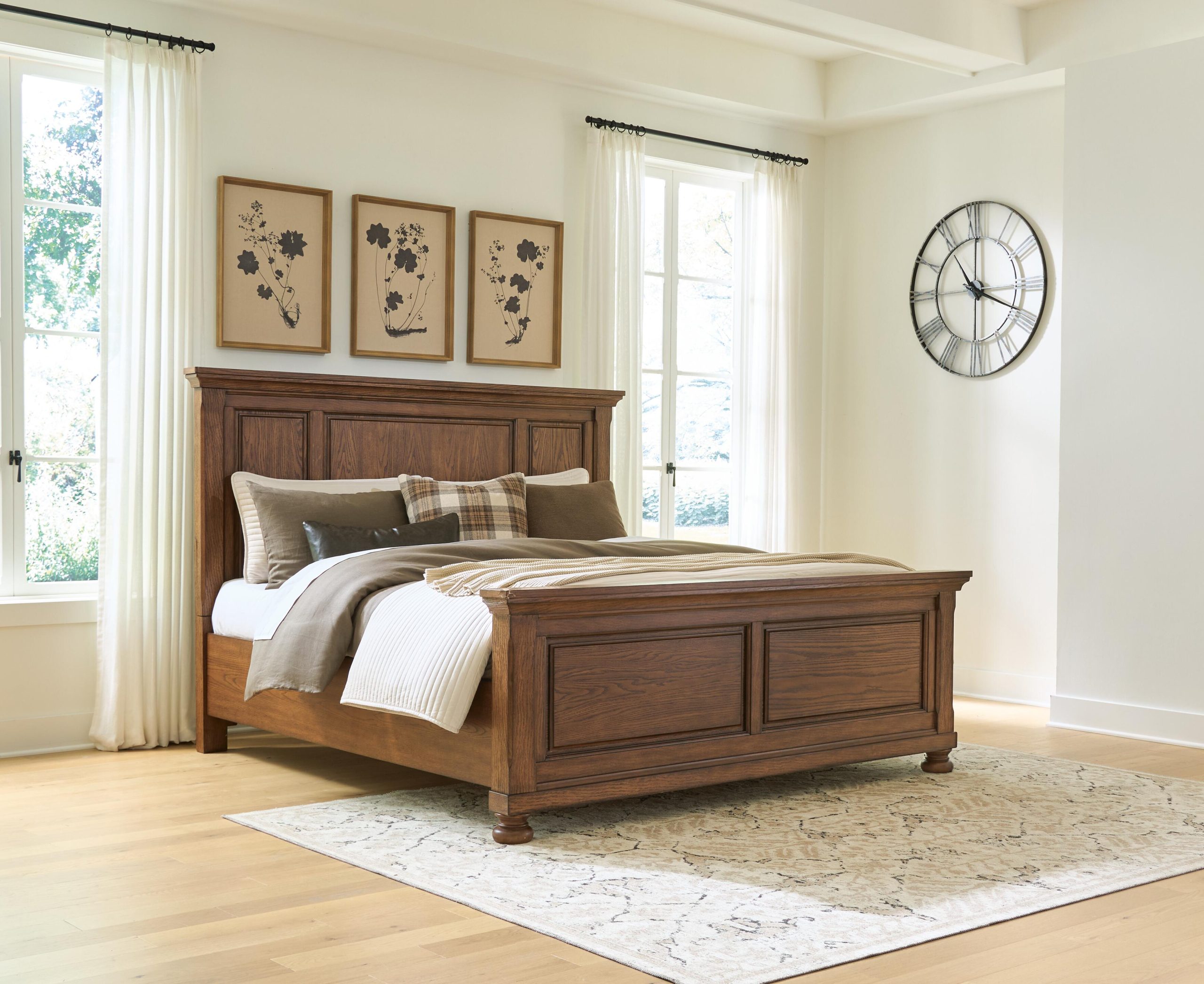Zackaryn - King Panel Bed - Warm Brown - Image 2