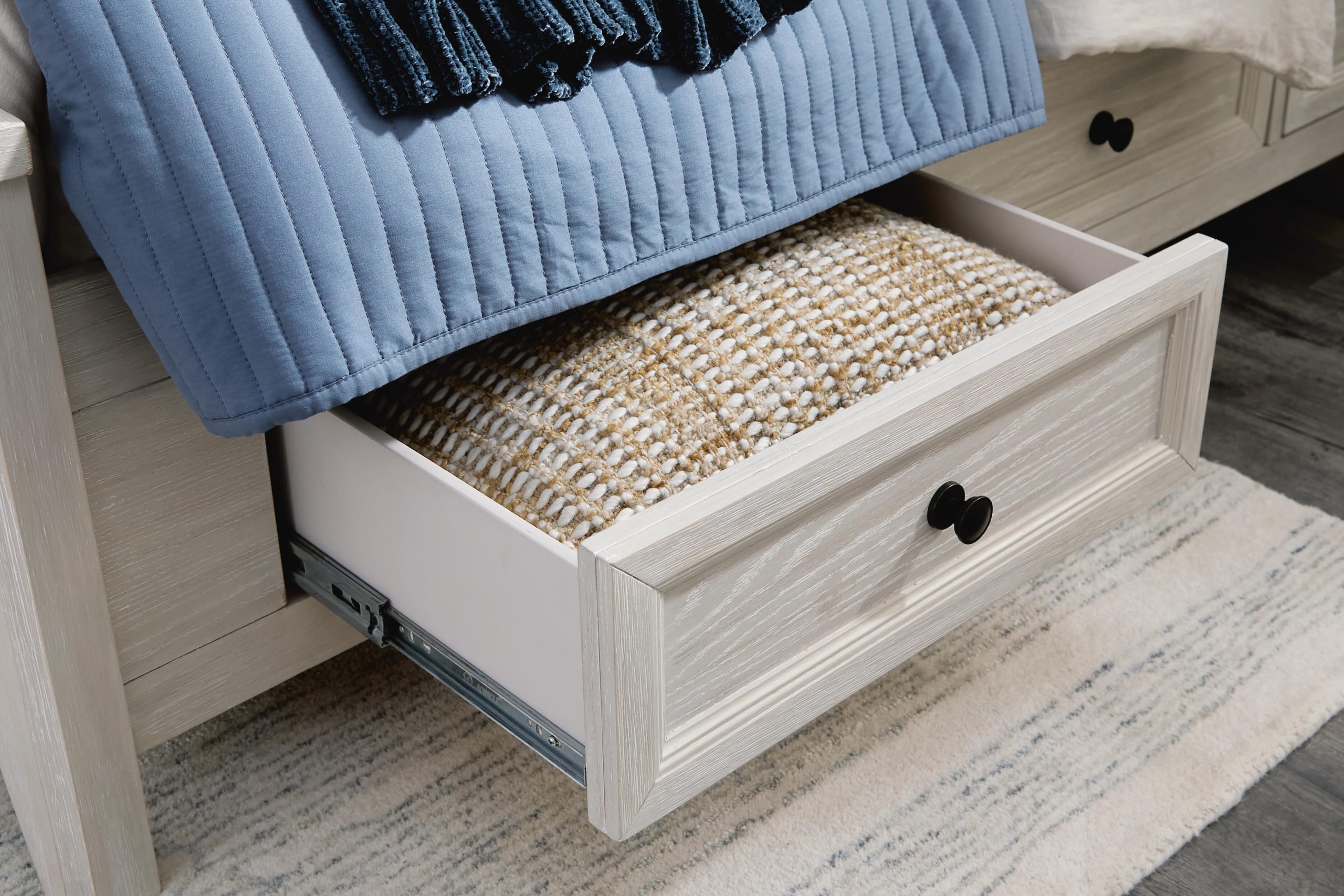 Darbonton - Panel Storage Bed - Image 8