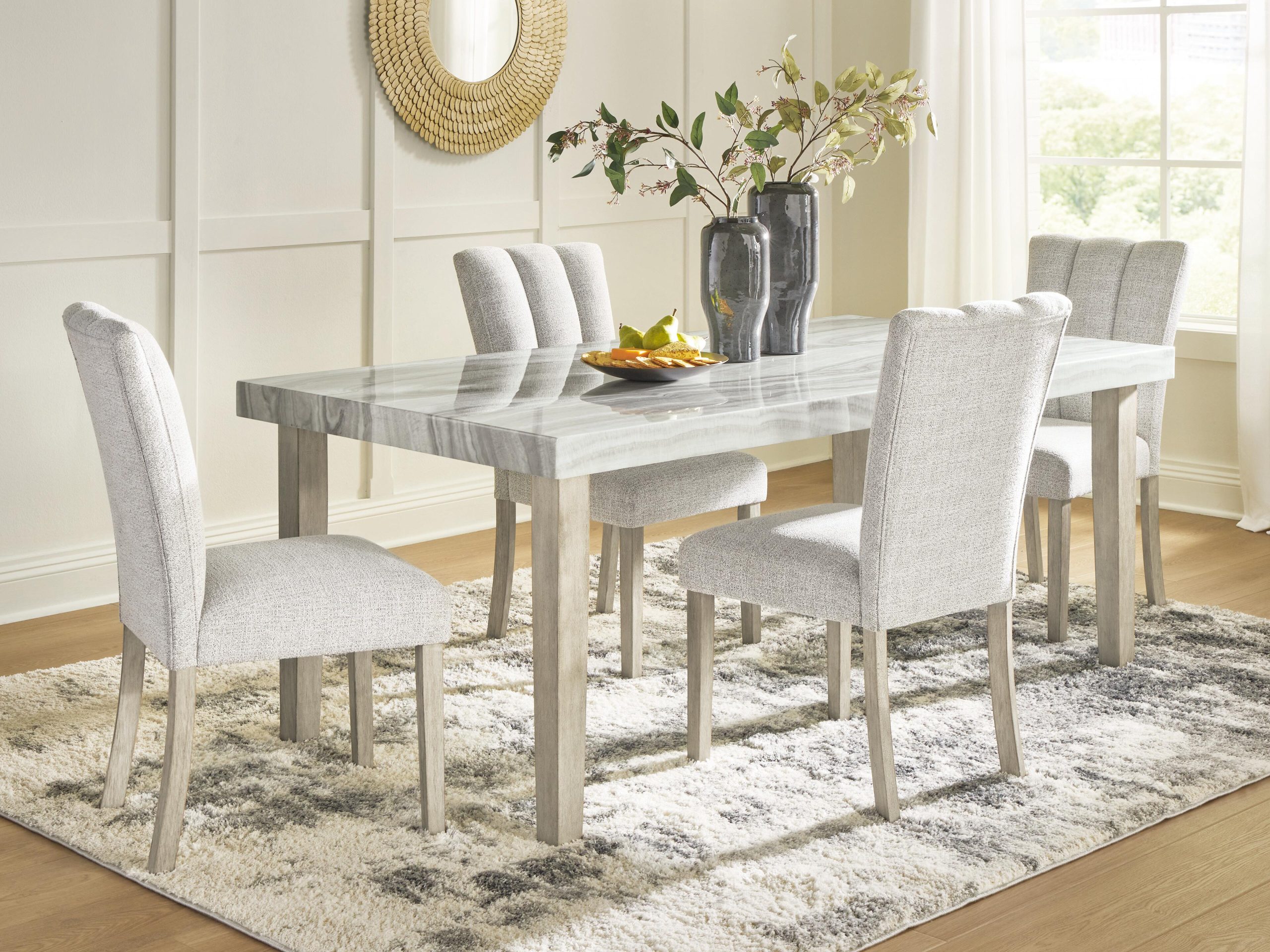 Larawyn - Dining Table Set - Image 7
